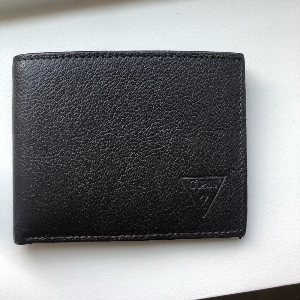 Guess wallet